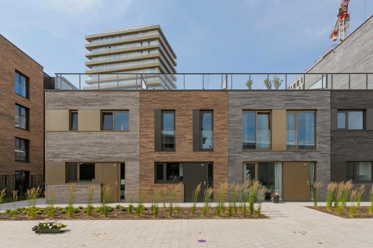 Family House With Stunning Roof Terrace Overlooking The Diaz Arena Ostende Exterior foto